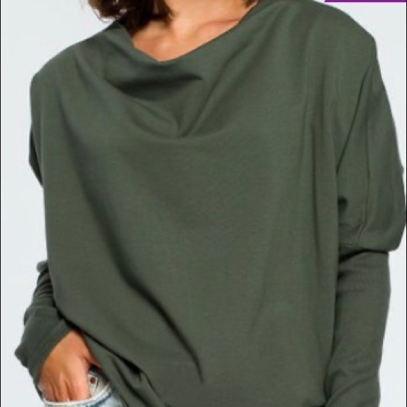 BeWear Sweaters - Relaxed Fit Top